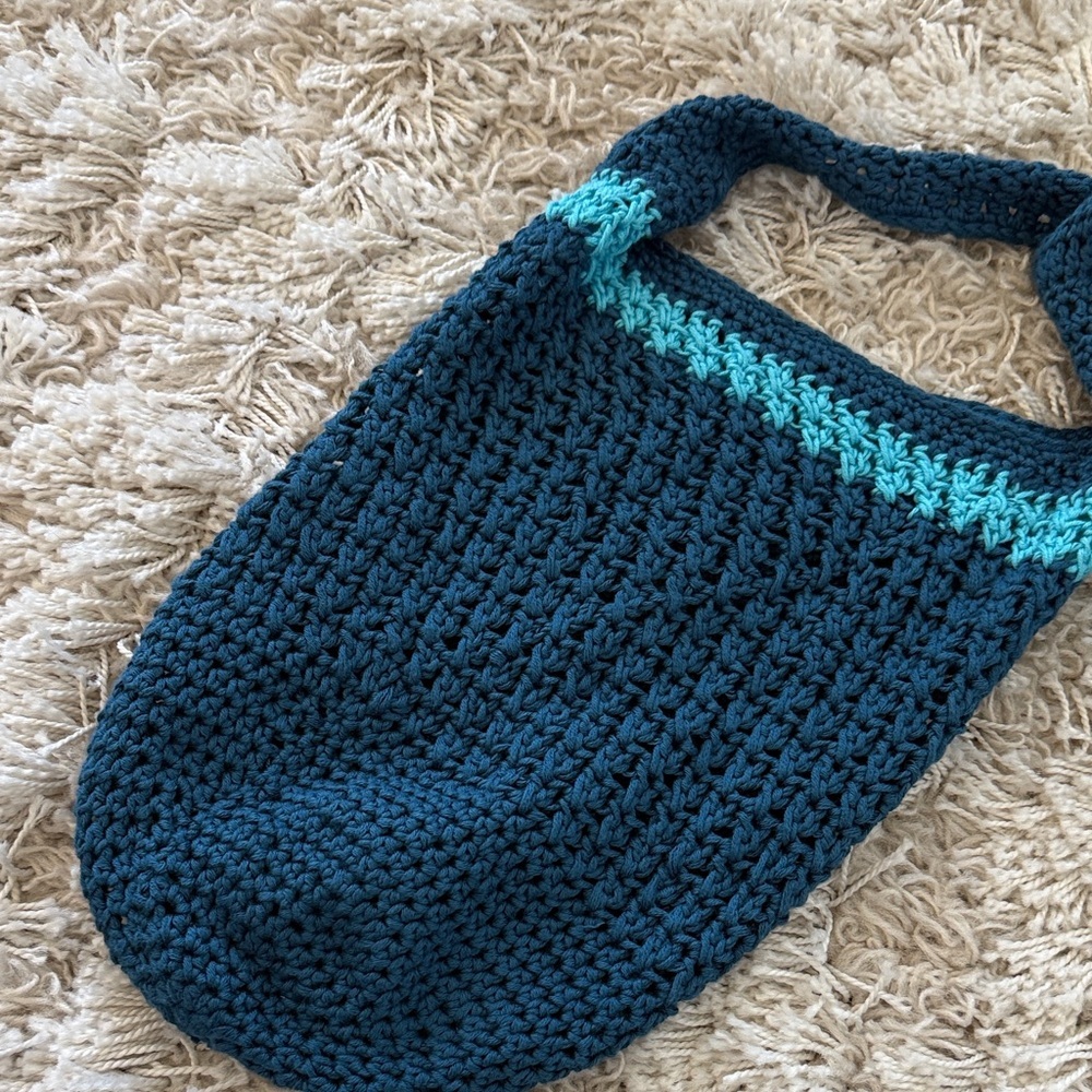 Blue Teal Woven Knit Shoulder Hobo Bag Slouchy Boho Beach Summer Handbag - Picture 2 of 3